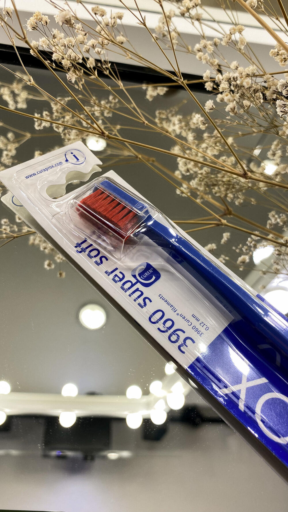 Зубна щітка Supersoft синьо-червона 3960 d 0.12 mm Curaprox