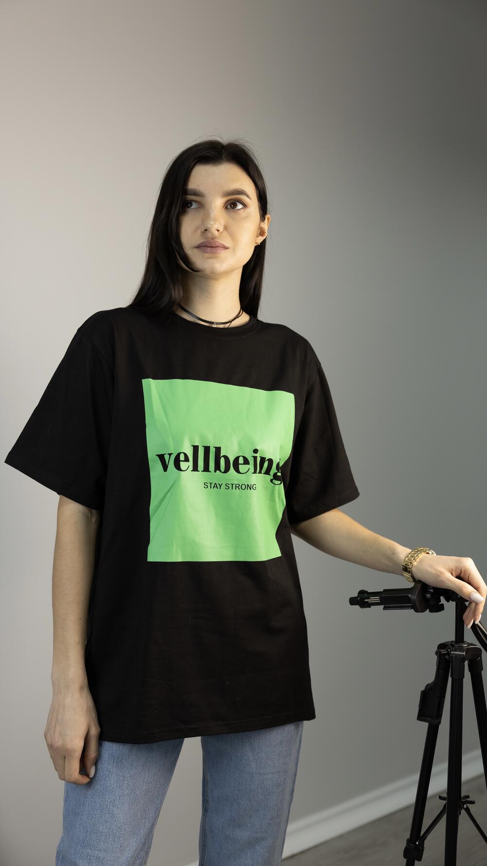 Футболки бавовняні з принтом Vellbeing made in Italy Чорний, S/M