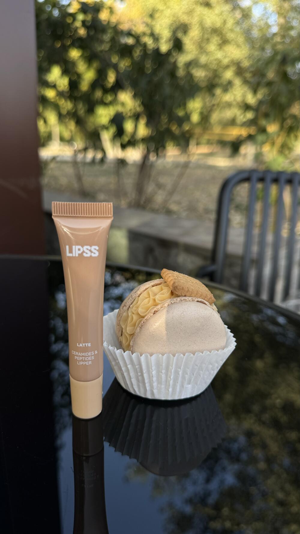 Lipper-блиск з ароматом Latte Lipss 8 ml