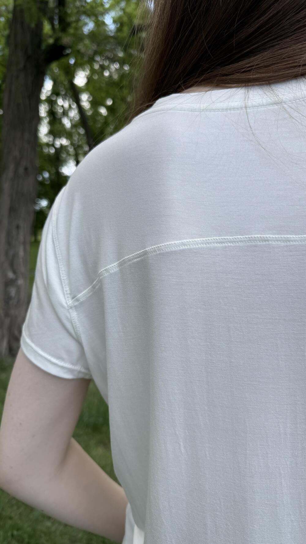 Футболка тоненька з горизонтальним швом на спині Білий, Oversize