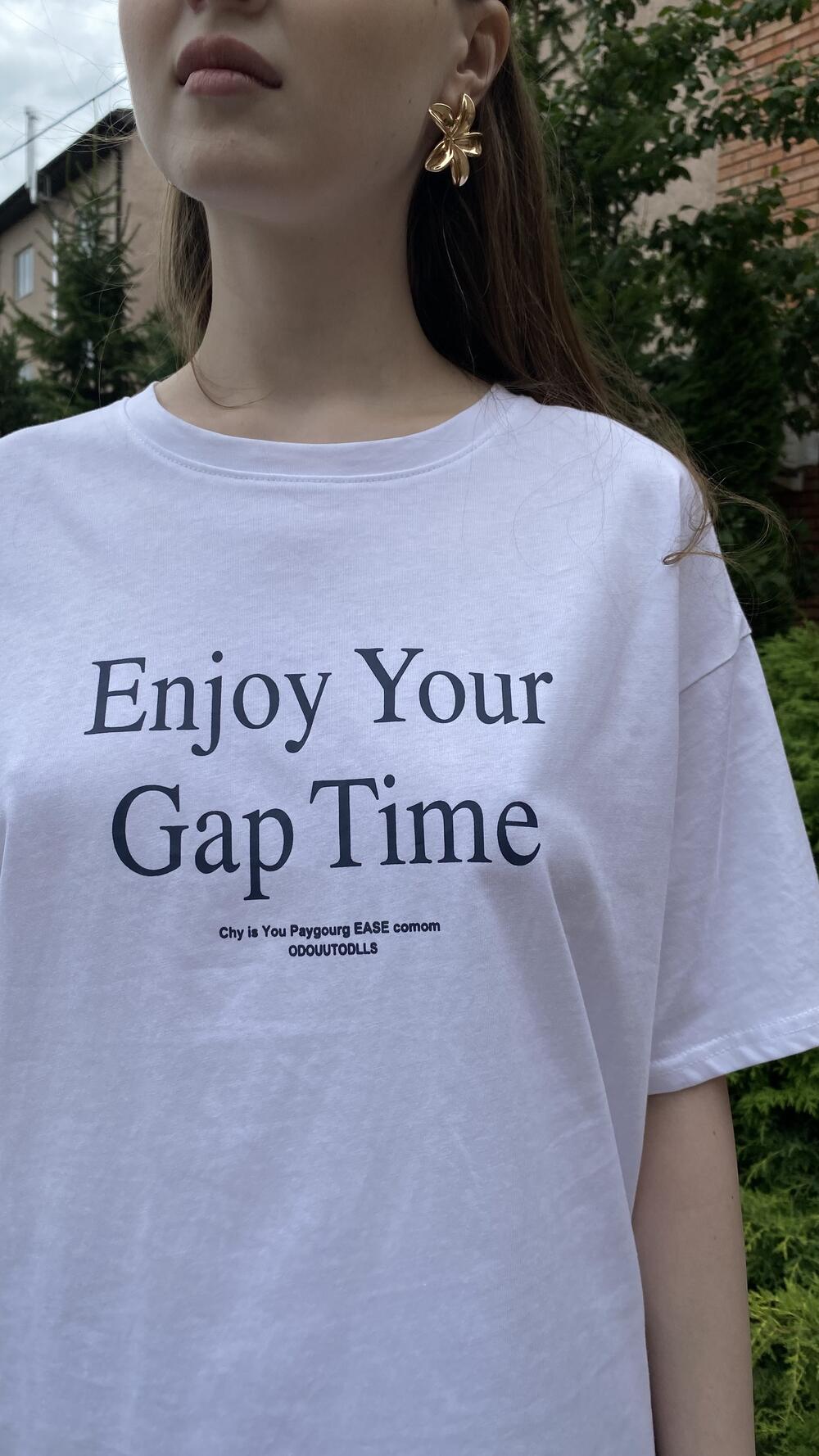 Футболка з принтом Enjoy 