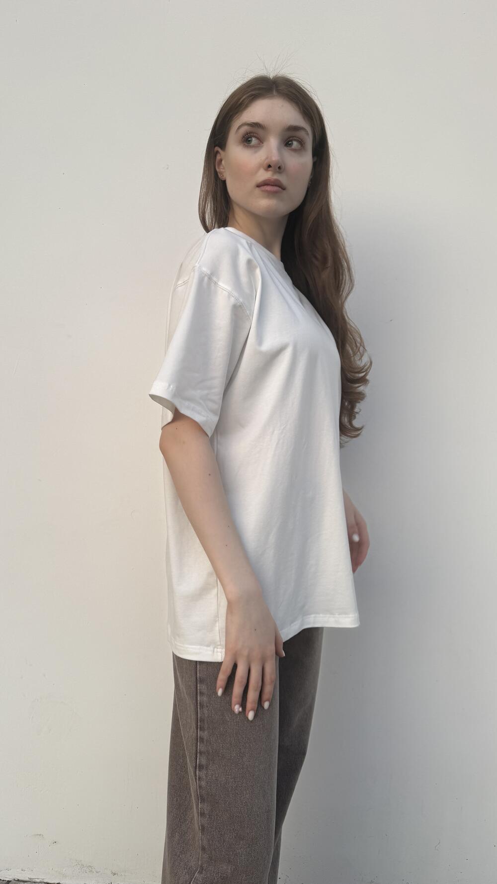 Футболка базова обʼємна 236 Білий, Oversize