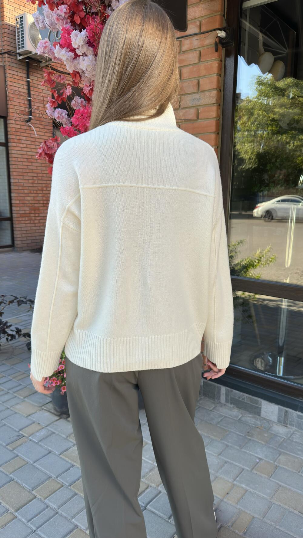 Светр з високим комірцем 037-8865 Santfair Молочний, Oversize