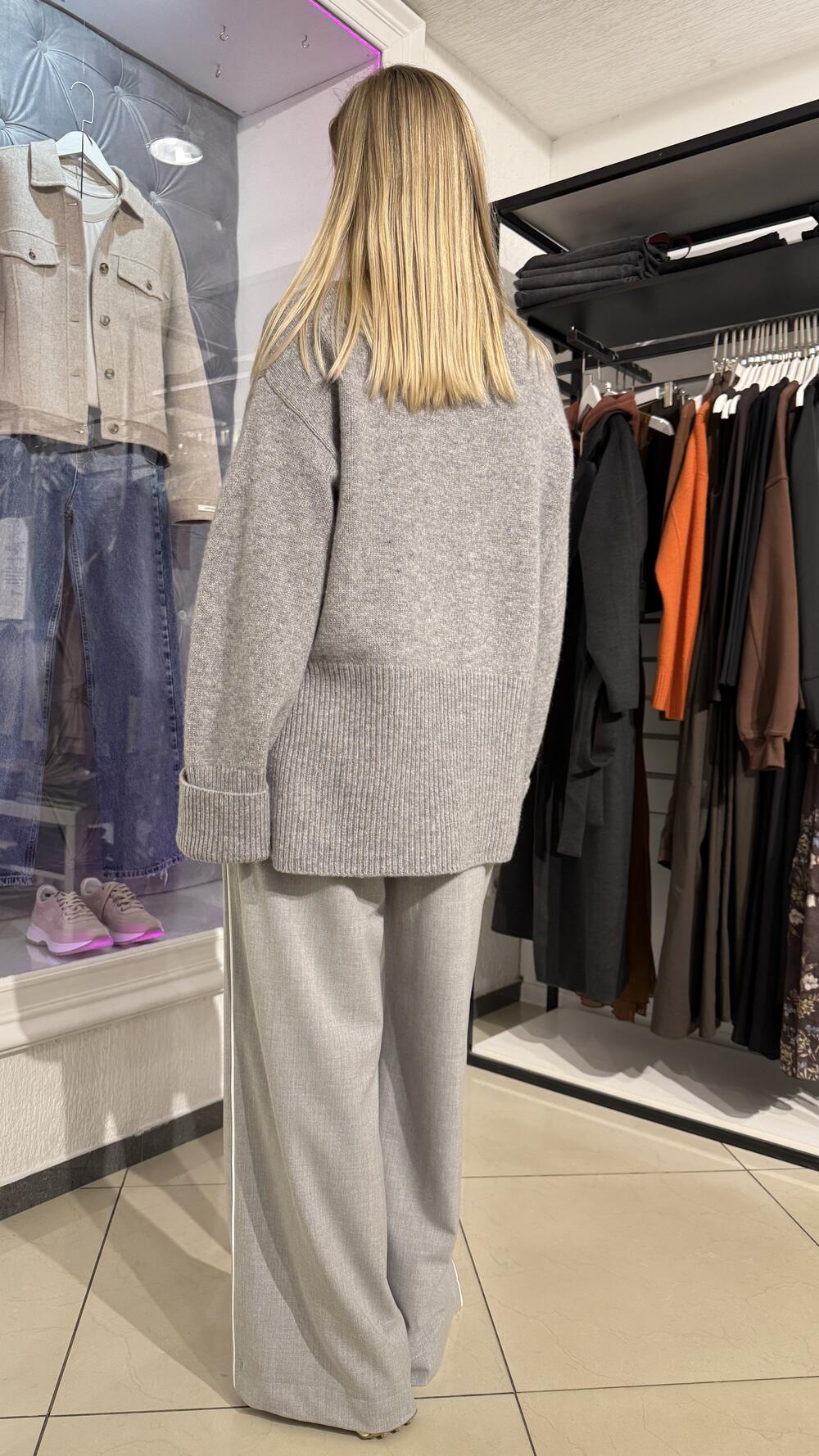 Светр в крапочку 013-7119 Santfair Сірий, Oversize