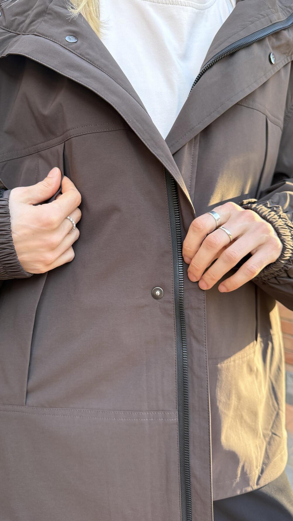 Вітрівка з капюшоном More Шоколадний, Oversize