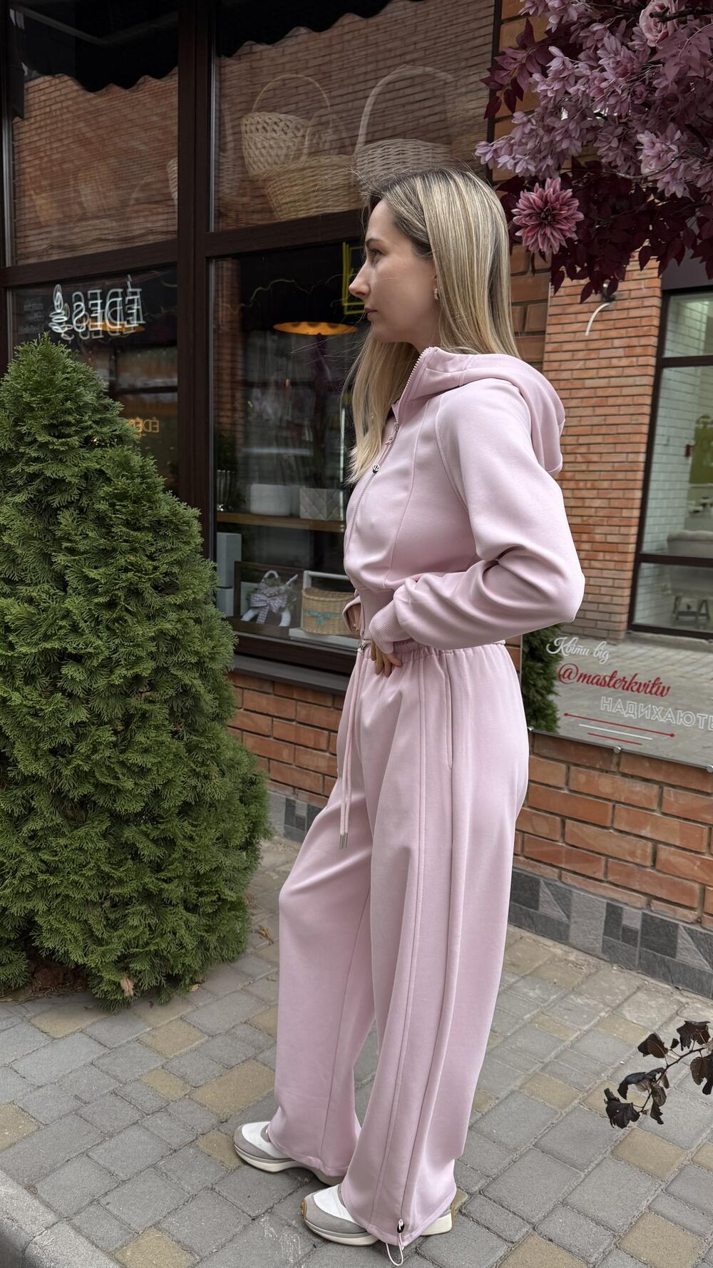 Костюм з приталеною олімпійкою та брюками з куліскою Baby Pink, S/M