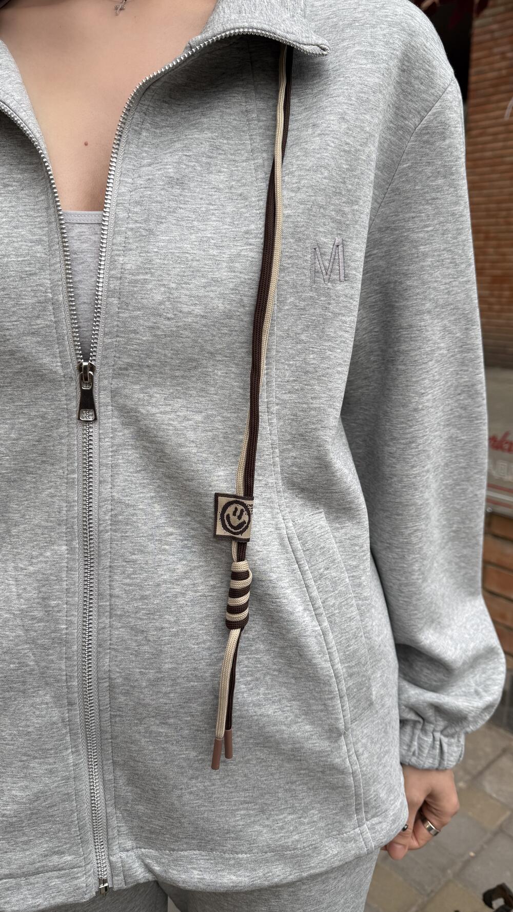 Костюм з вишивкою М, з кольоровими шнурками Сірий меланж, L