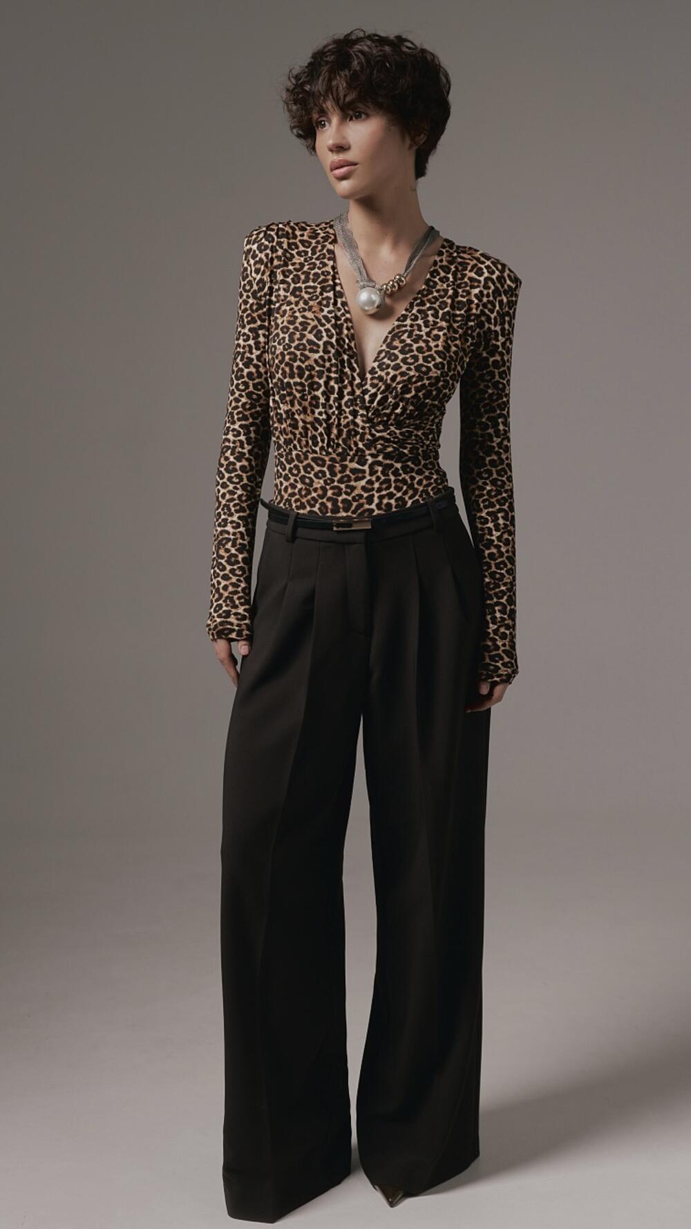 Боді Ріамей Лео, M/L