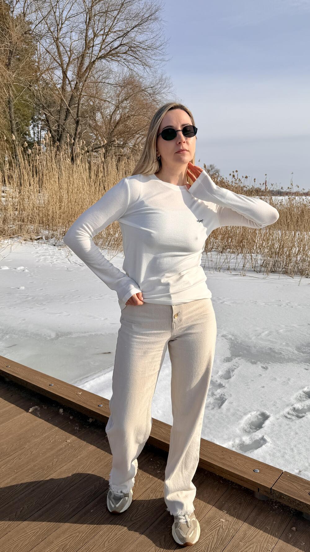 Лонгслів з нашивкою elegant 