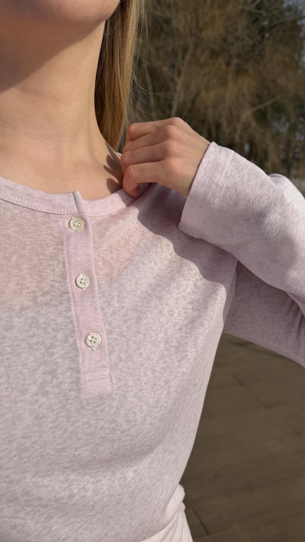 Лонгслів з ґудзиками на грудях без принту Baby Pink, Oversize