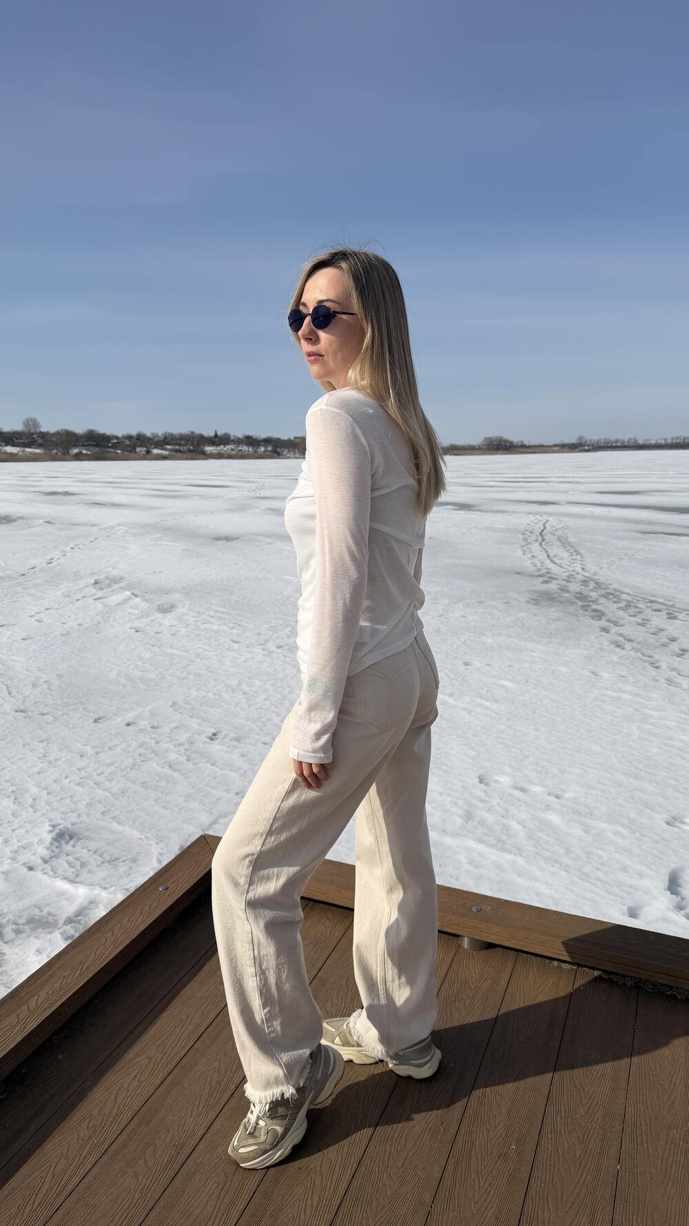 Лонг напівпрозорий з декором на грудях Білий, S/M