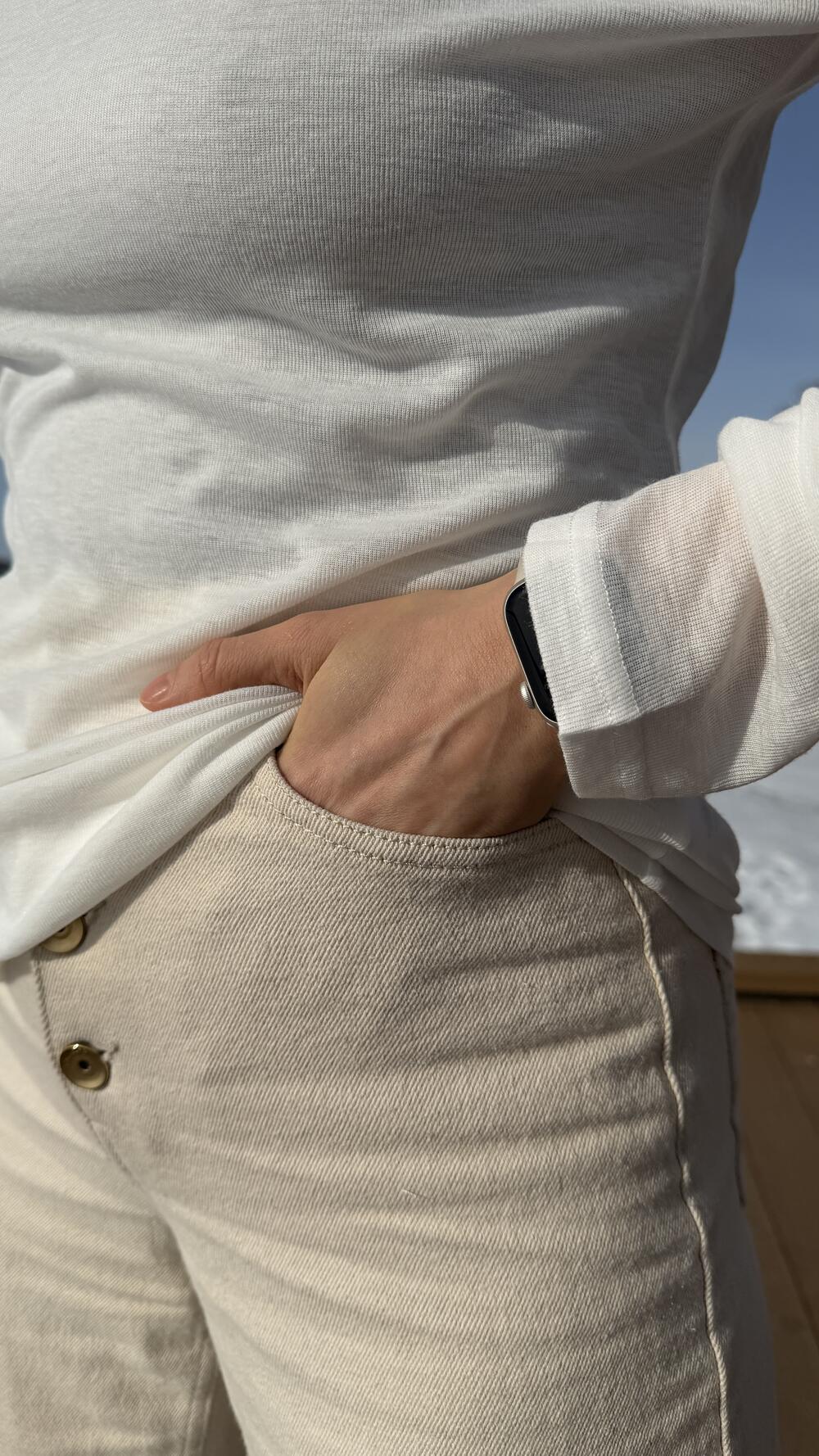 Лонг напівпрозорий з декором на грудях Білий, S/M