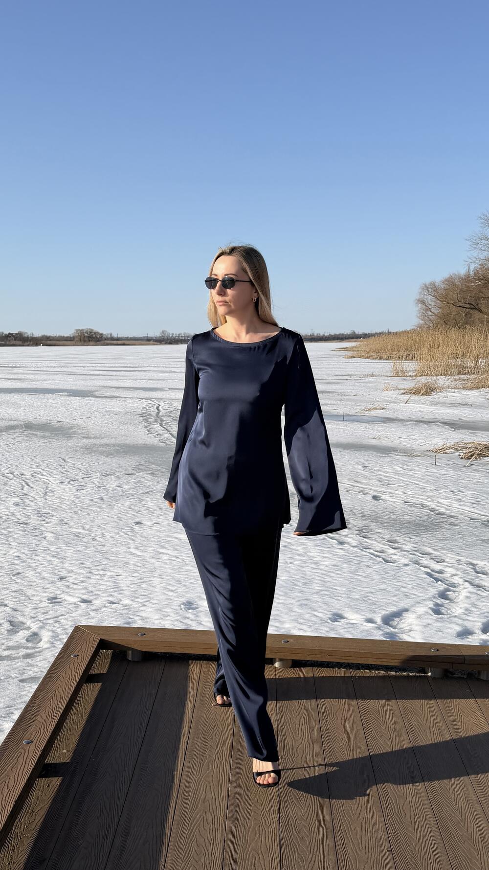 Костюм сатиновий, блуза без застібок та брюки Morfin Синій, M