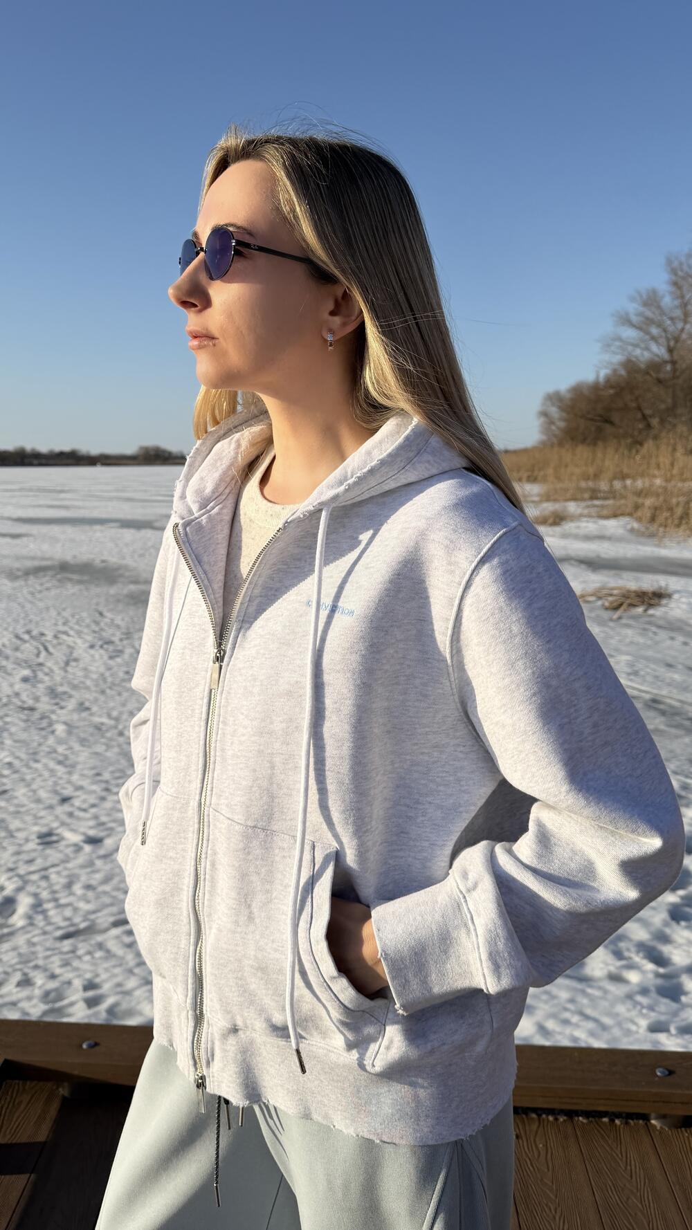 Худі з вишивкою Conviction 