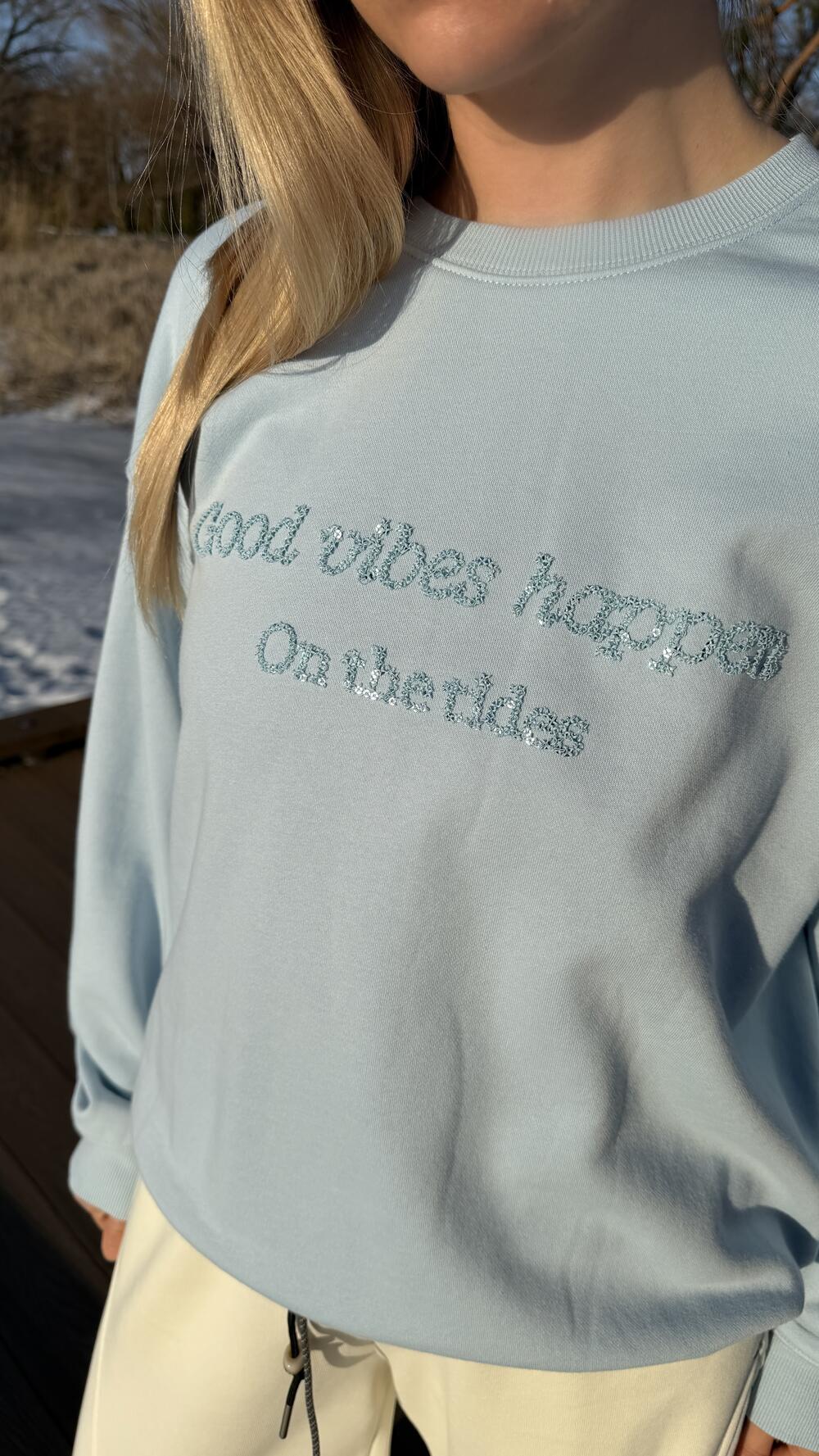 Світшот з нашивкою на грудях Good vibes Блакитний, Oversize