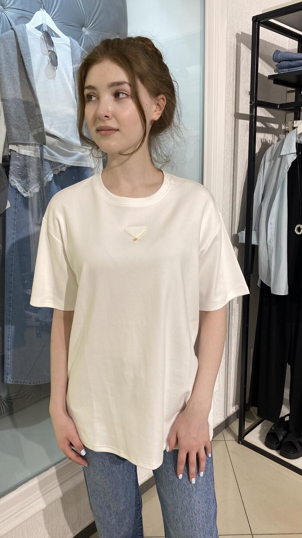 Футболка з трикутником на грудях Білий, Oversize